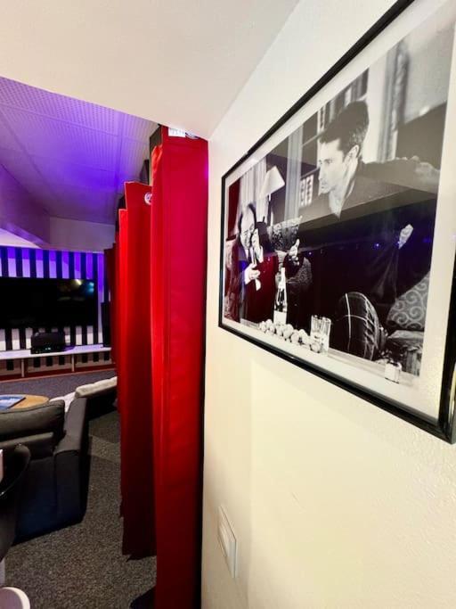 Experience Cinema Immersif Dans Appartement Renove Pres De Montmartre 파리 외부 사진